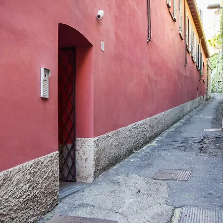 On The Side * Lake Como